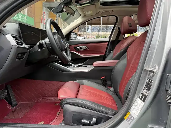 BMW i3 2022 eDrive 35 L 5