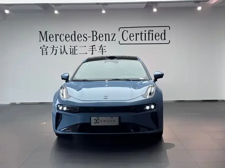 Zeekr 001 2025 YOU Edition 100kWh Four-Wheel Drive 2