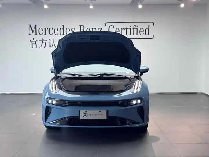 Zeekr 001 2025 YOU Edition 100kWh Four-Wheel Drive 3