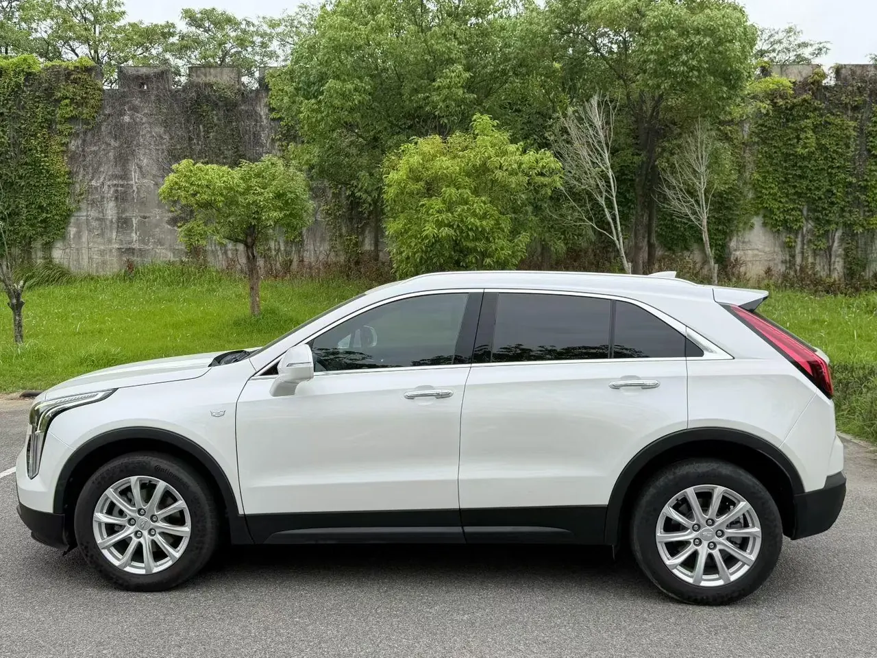 Cadillac 2020 XT4 2.0T 28T Two-Drive Technical Automatic Gear 3