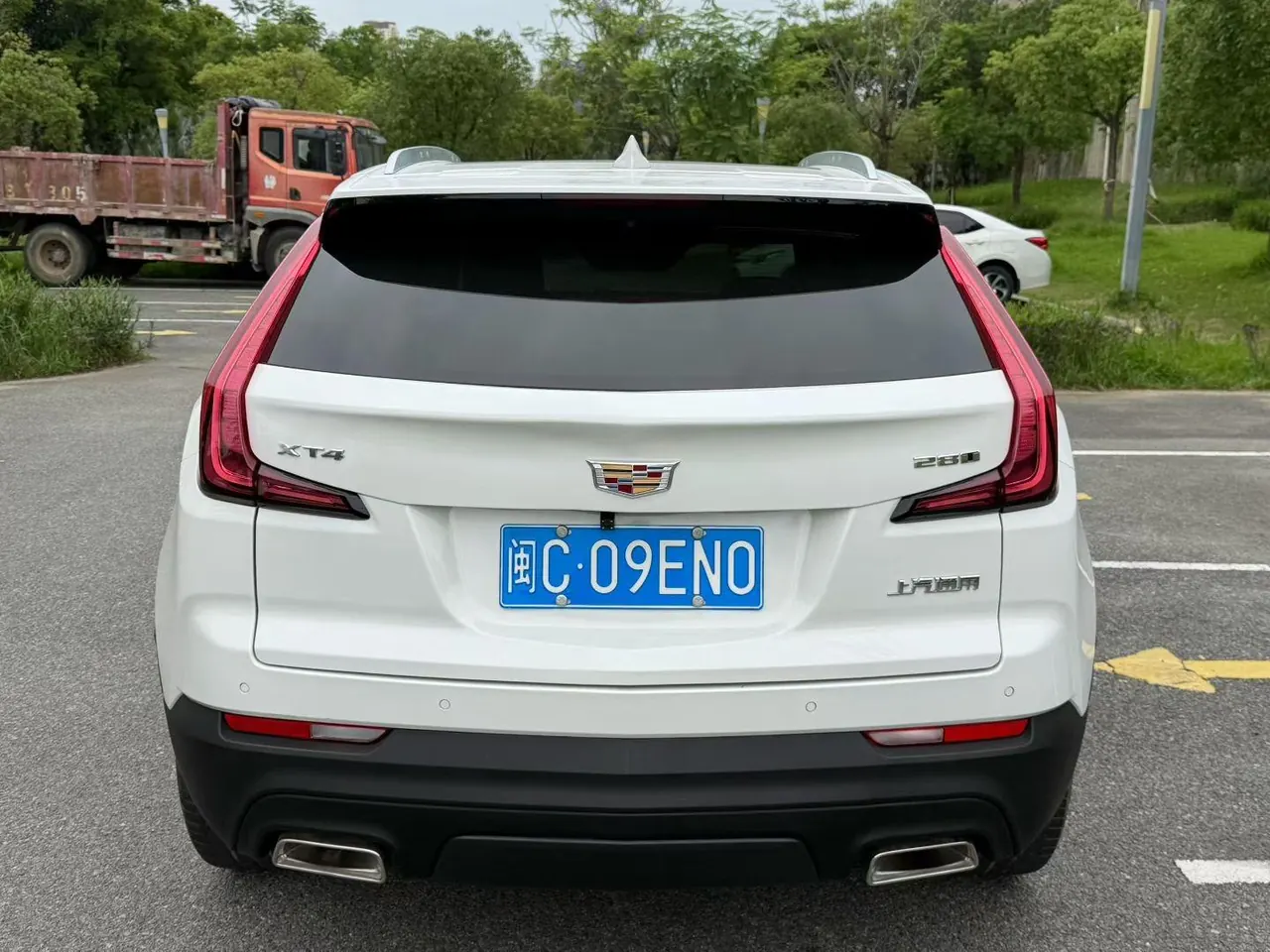 Cadillac 2020 XT4 2.0T 28T Two-Drive Technical Automatic Gear 9