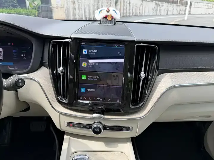 Volvo XC60 plug-in hybrid 2022 T8 plug-in hybrid long endurance four-wheel drive Zhiyuan Deluxe Edition 11