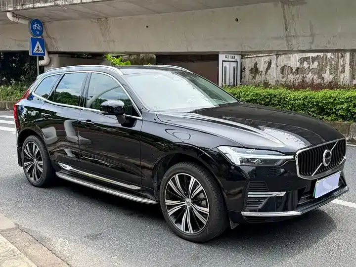 Volvo XC60 plug-in hybrid 2022 T8 plug-in hybrid long endurance four-wheel drive Zhiyuan Deluxe Edition 3