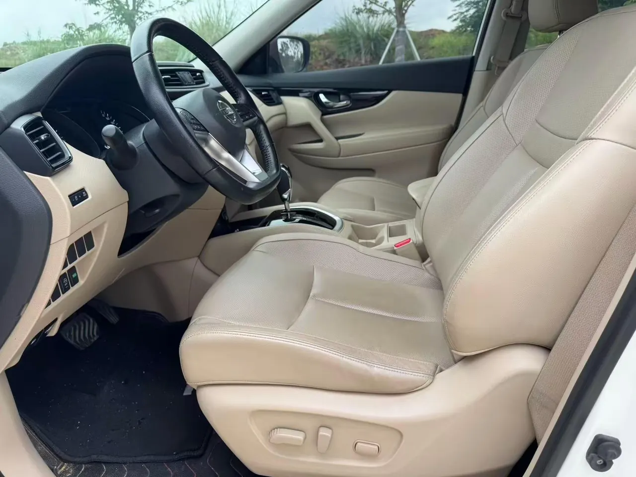 Nissan 2021 Qijun 2.0 Stepless XL ITS Two-Drive Comfortable Commemorative Automatic Gear 4