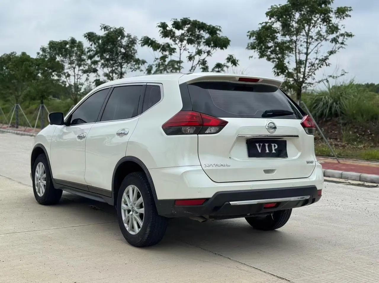 Nissan 2021 Qijun 2.0 Stepless XL ITS Two-Drive Comfortable Commemorative Automatic Gear 7
