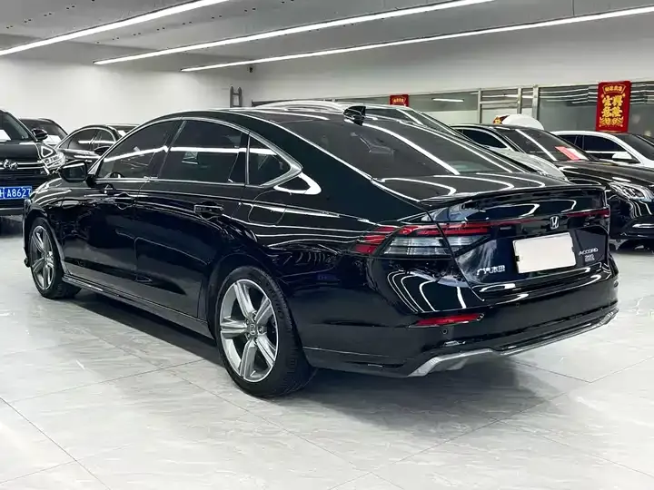 Accord 2023 260TURBO Excellence Edition 4