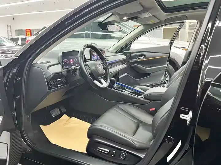 Accord 2023 260TURBO Excellence Edition 7