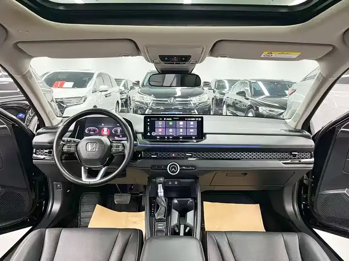 Accord 2023 260TURBO Excellence Edition 9