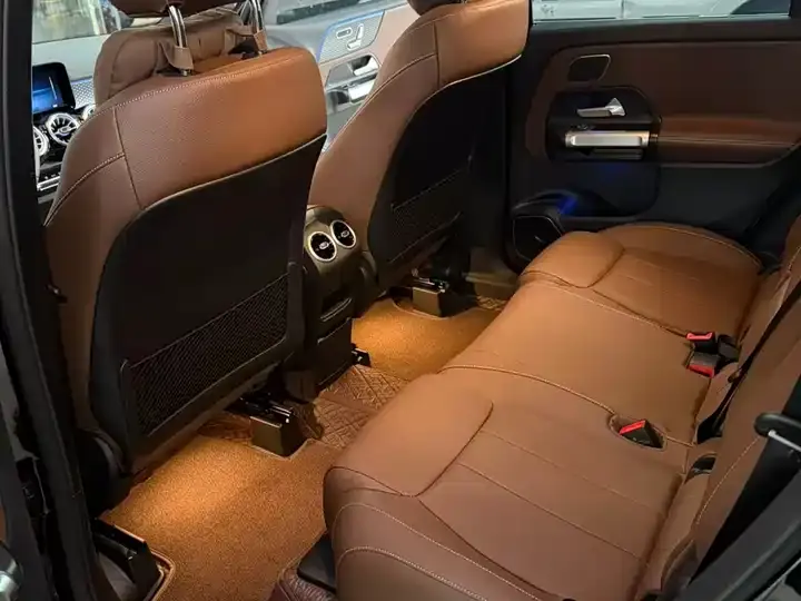 Mercedes Benz GLB 2025 GLB 220 Dynamic 10