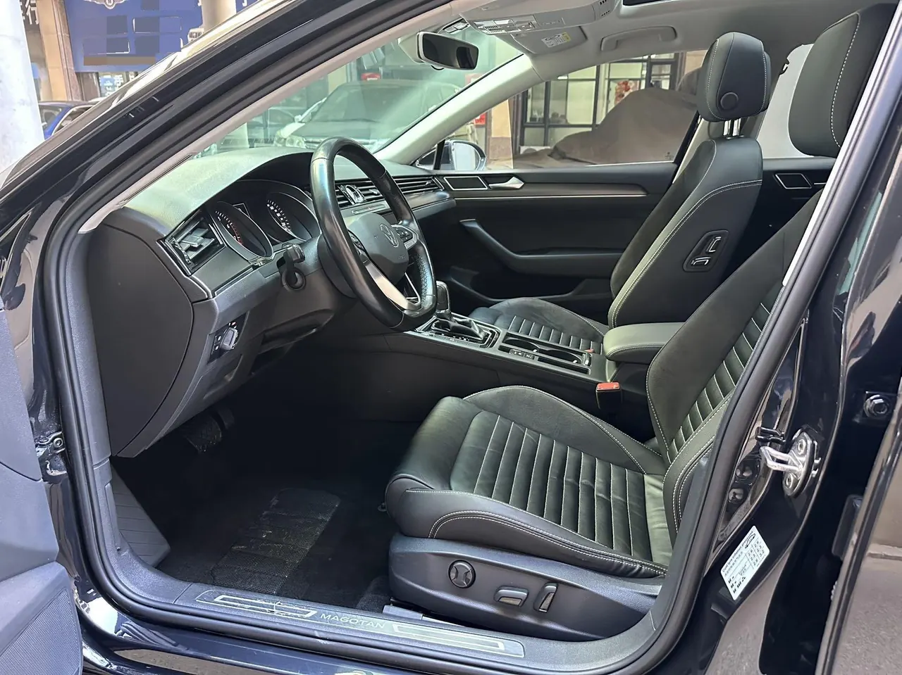 Volkswagen 2020 Magotan 2.0TSI 330TSI Leading Automatic 9