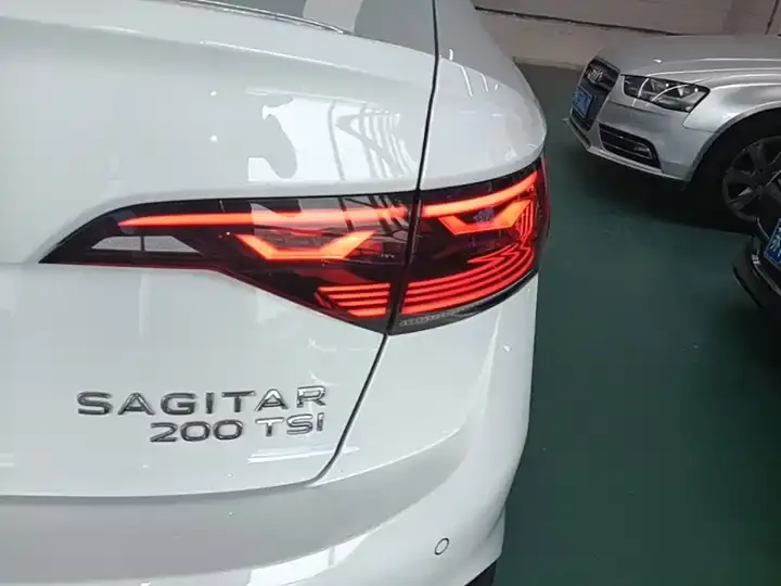 Sagittarius 2024 200TSI DSG Flying Edition 8