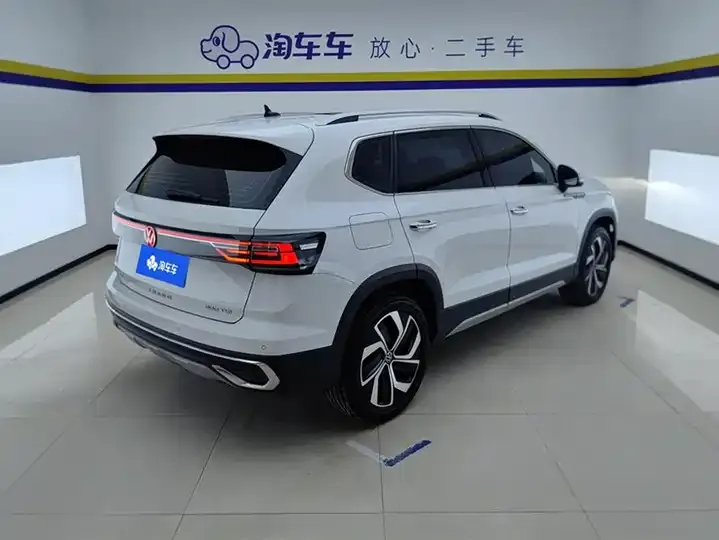 Tuyue 2023 300TSI Two-Drive Full Moon Edition 3