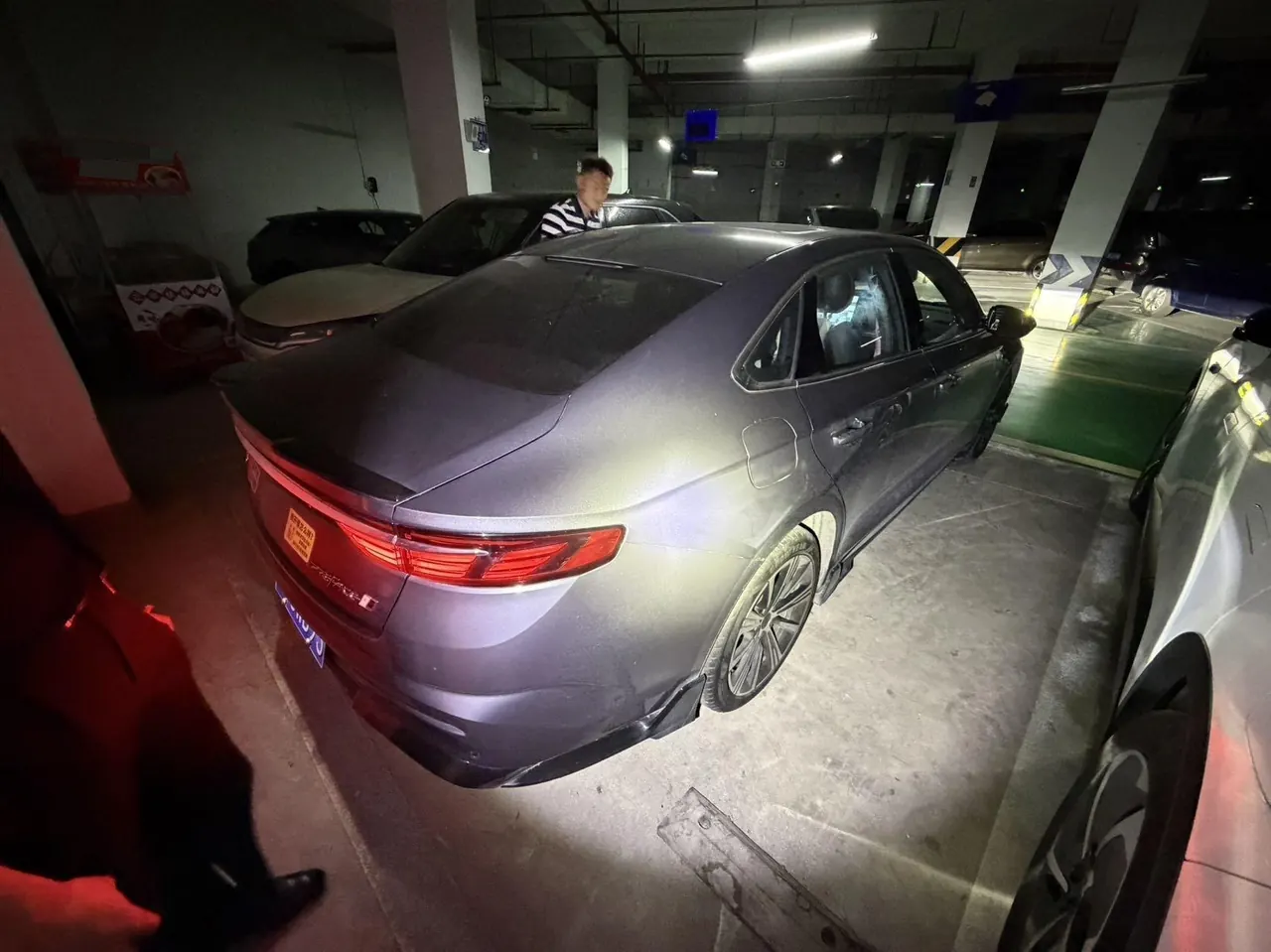 Geely 2025 xingrui 2.0TD oriental obsidian full moon version automatic gear 6