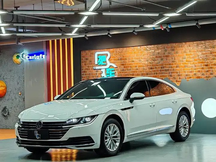 FAW-Volkswagen CC 2020 330TSI Charming Yan Edition Country VI 4