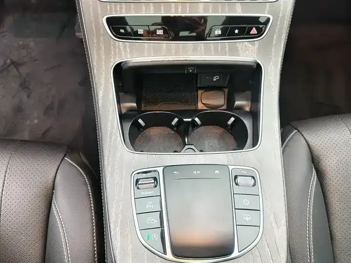 Mercedes Benz E Class 2020 E 300 L Luxury Model 10