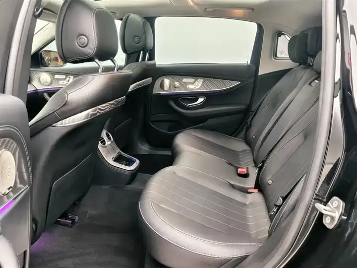 Mercedes Benz E Class 2020 E 300 L Luxury Model 11