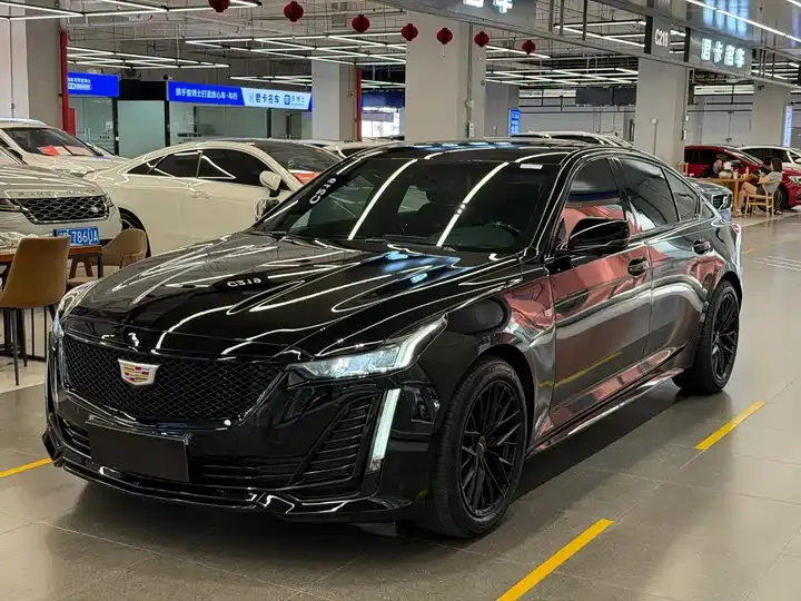 Cadillac CT5 2022 28T Luxury Model - View 1