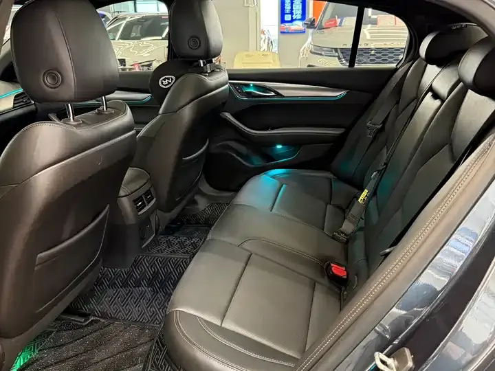 Cadillac CT5 2022 28T Luxury Model 5