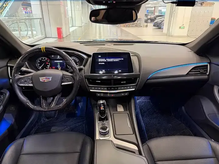 Cadillac CT5 2022 28T Luxury Model 6