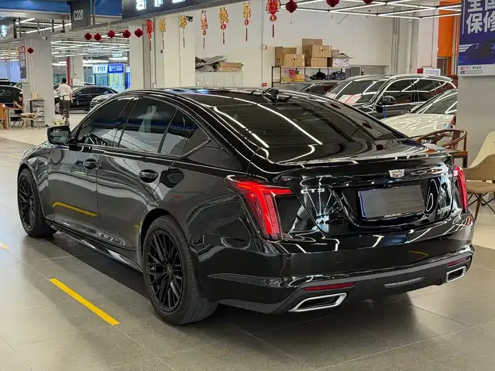 Cadillac CT5 2022 28T Luxury Model 9