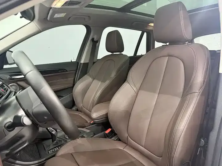 BMW X1 2022 sDrive25Li leading type 7