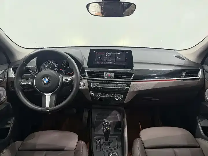 BMW X1 2022 sDrive25Li leading type 8