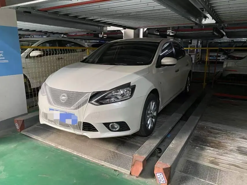 Open image lightbox: Nissan 2021 Sylphy Classic 1.6 XL Deluxe Manual Gear