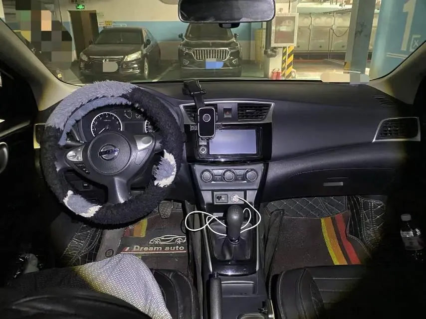 Nissan 2021 Sylphy Classic 1.6 XL Deluxe Manual Gear 6