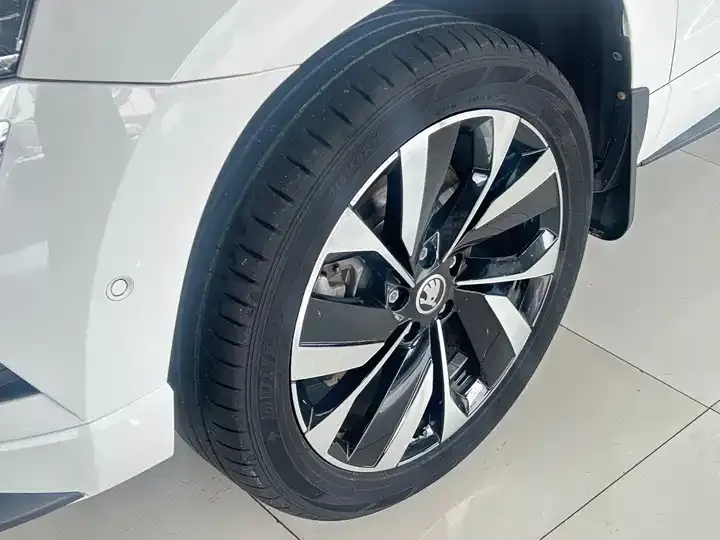 Krook 2022 TSI280 Luxury Edition 9