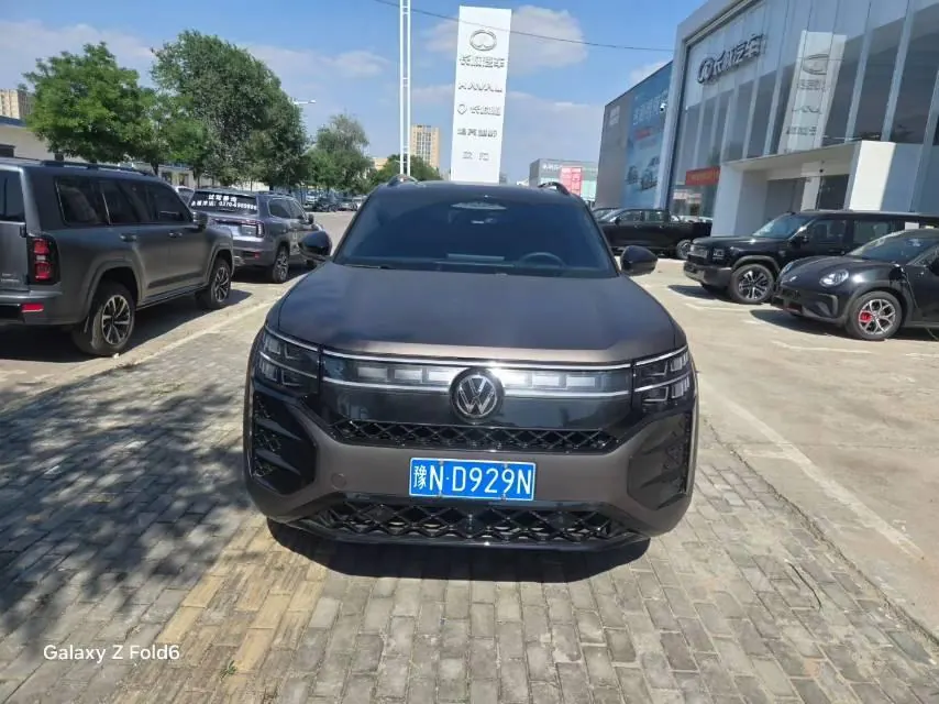 Volkswagen 2025 Teramont Pro 2.0TSI 450TSI Four-Wheel-Drive Summit Edition Automatic 5