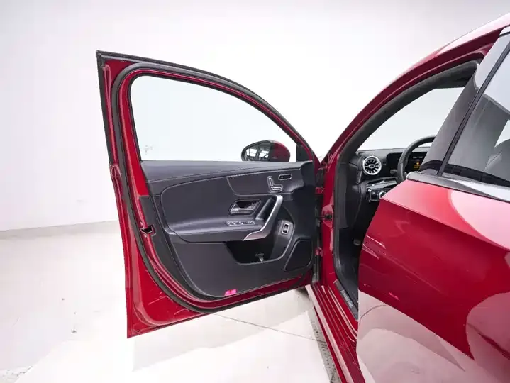 Mercedes Benz Class A 2022 A 200 L Sports Car Fashion Model 12