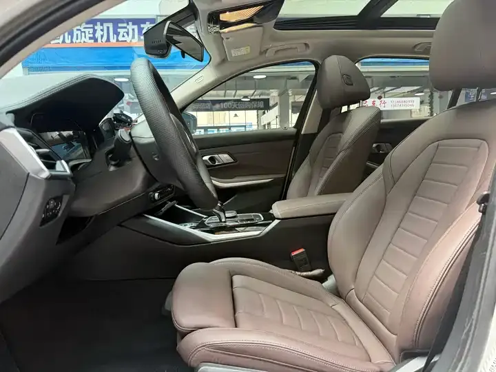 BMW 3 Series 2021 320Li M Sports Suit 4