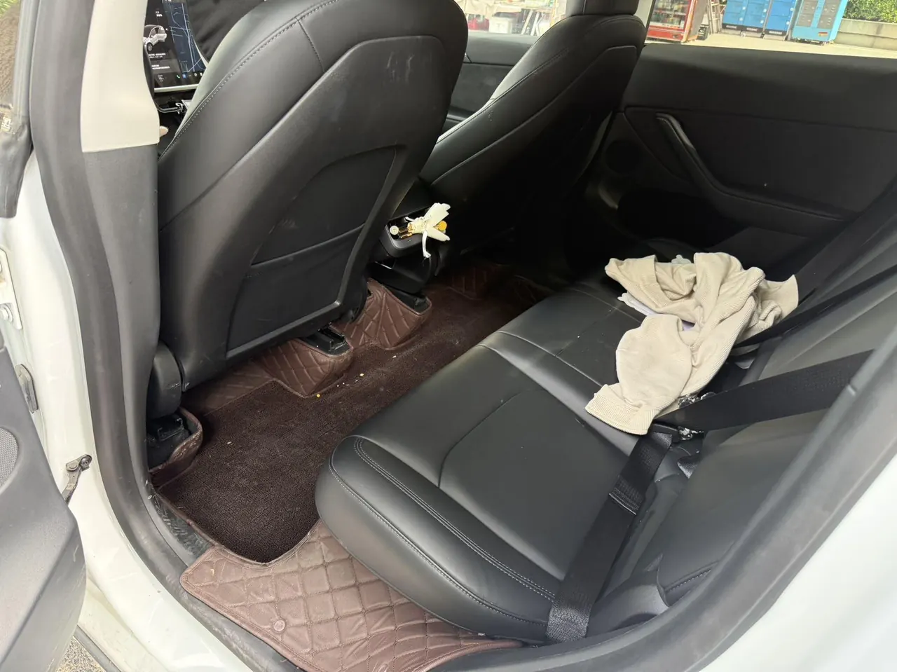 Tesla 2021 Model Y Standard Endurance Rear Drive Automatic Gear 5