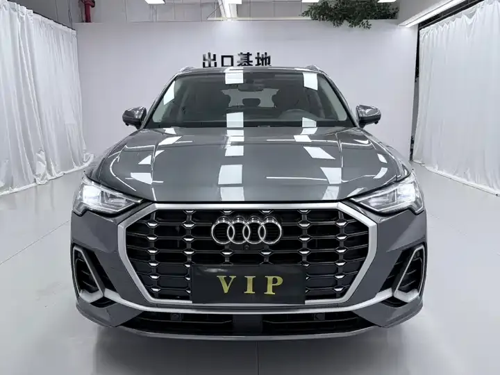 Audi Q3 2022 35 TFSI Fashion Elegant 2