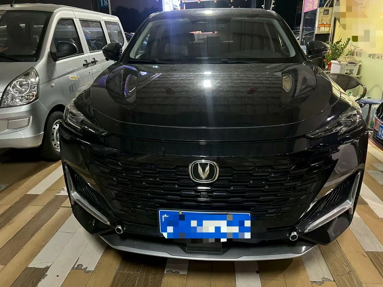 ChangAn 2021 UNI-K 2.0T Luxury Automatic 2