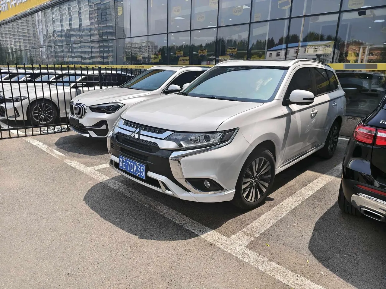 Открыть галерею: Mitsubishi 2021 Outlander 2.0 Stepless Two-Drive Free Edition 5-seat (Changed) Automatic Gear