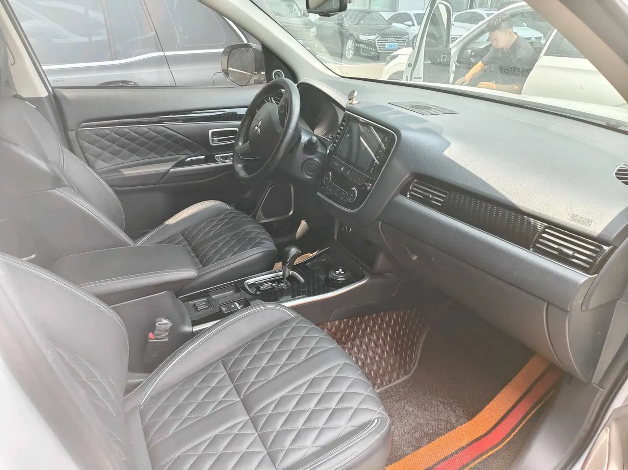 Mitsubishi 2021 Outlander 2.0 Stepless Two-Drive Free Edition 5-seat (Changed) Automatic Gear 5