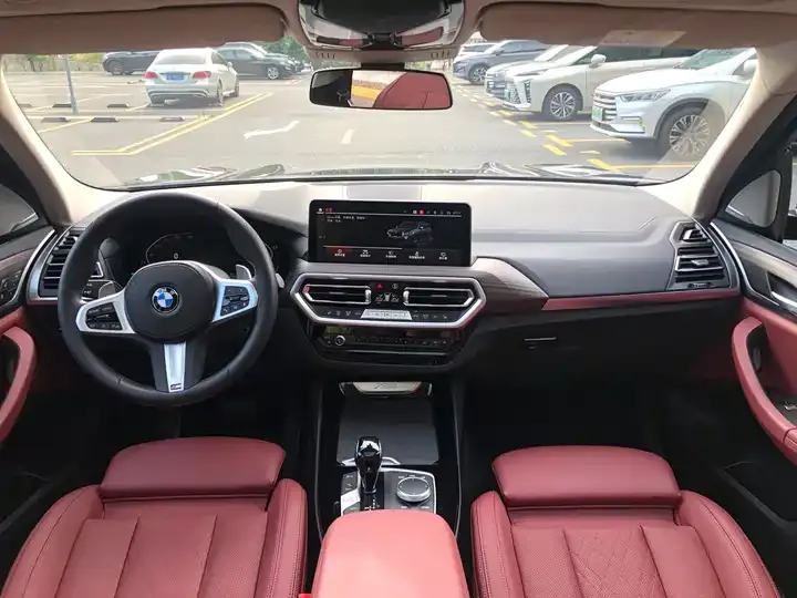 BMW X3 2022 xDrive30i Leading M Obsidian Night Suit 11