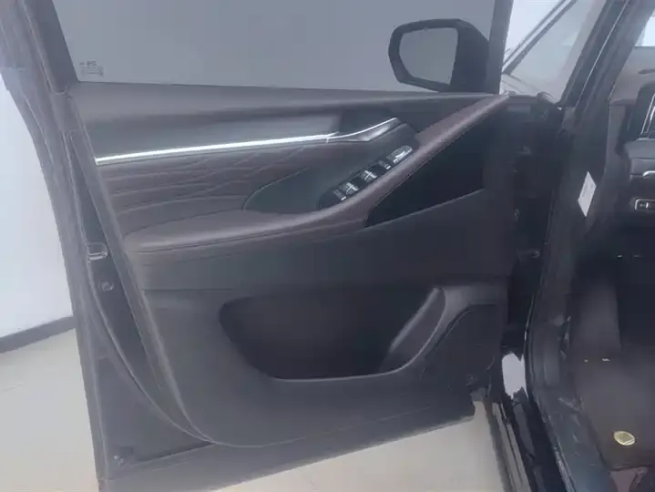 Trumpchi M8 2024 Master Series 400T Prestige Edition 7