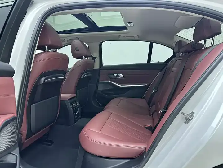 BMW 3 Series 2022 320Li M Sports Suit 10