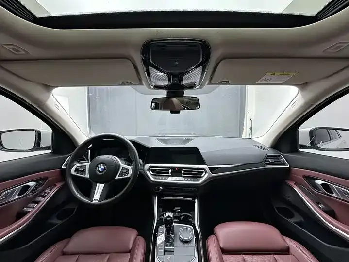 BMW 3 Series 2022 320Li M Sports Suit 12