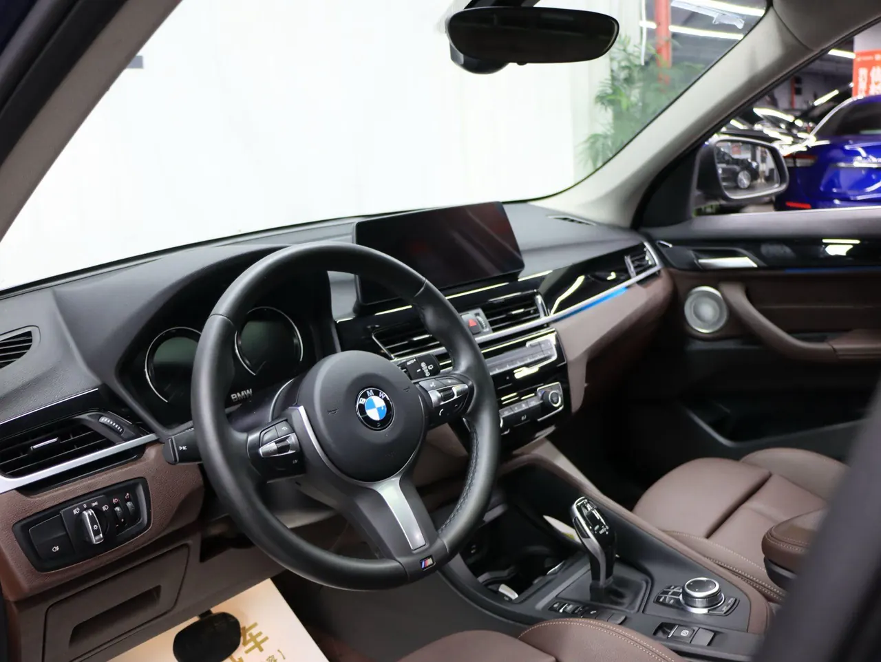 BMW 2021 X1 sDrive25Li 2.0T Leading Automatic Gear 4
