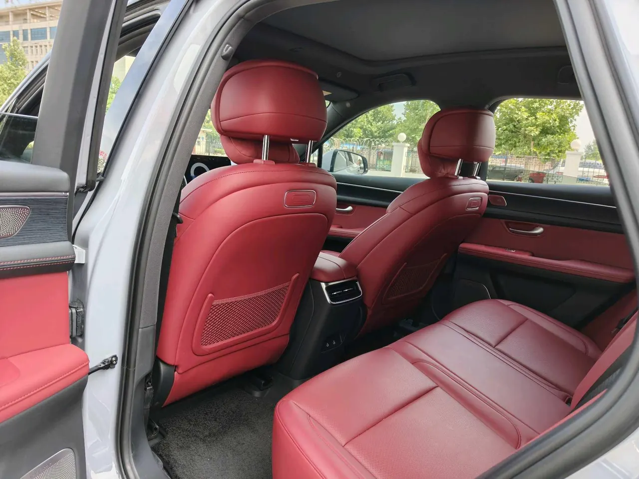 AITO 2025 AITO M5 extended range Ultra 4-wheel drive version automatic gear 9