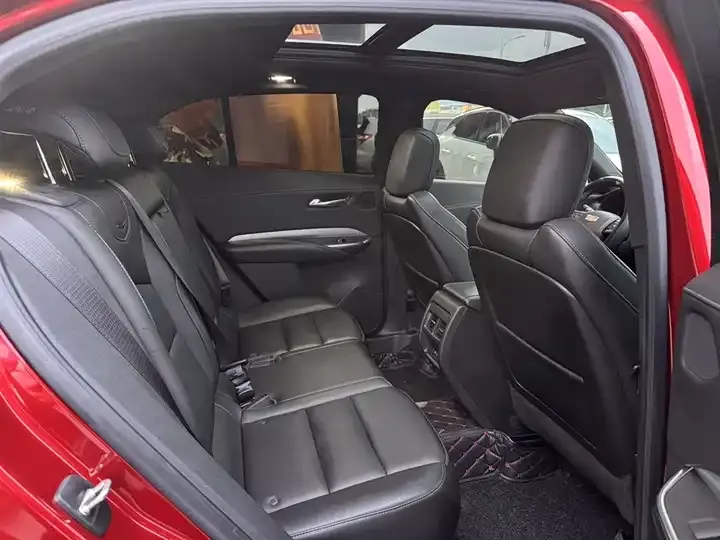 Cadillac XT4 2021 28T Two-Drive Leading Model 10