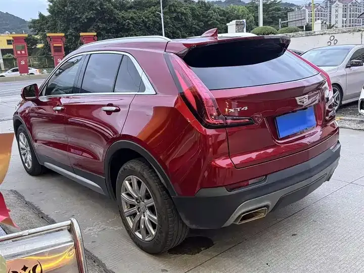 Cadillac XT4 2021 28T Two-Drive Leading Model 7