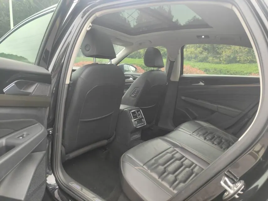 Volkswagen Passat New Energy 2021 Passat PHEV 1.4T Deluxe Automatic Gear 9