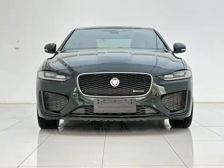 Jaguar XEL 2022 2.0T 200PS R-DYNAMIC Youth Sports Edition 2