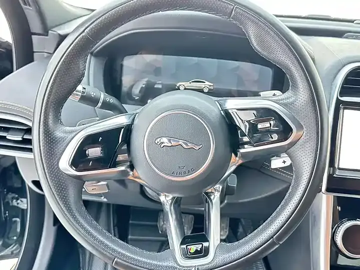 Jaguar XEL 2022 2.0T 200PS R-DYNAMIC Youth Sports Edition 6
