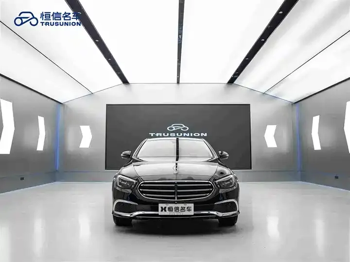 Mercedes Benz Class E 2022 E 260 L - View 1