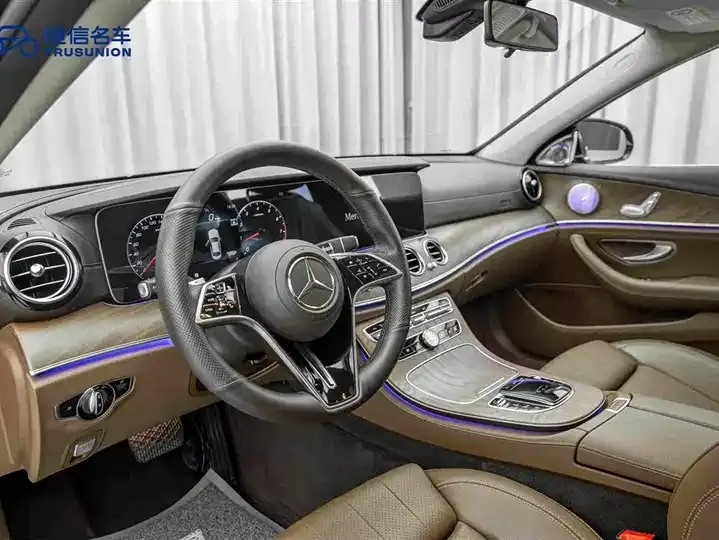 Mercedes Benz Class E 2022 E 260 L 12